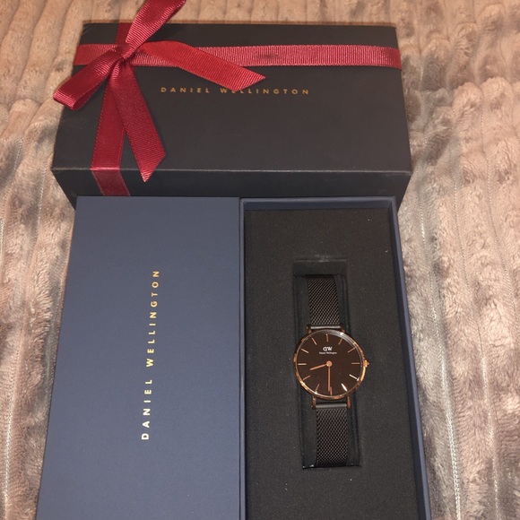 Daniel Wellington Accessories - Daniel Wellington Watch